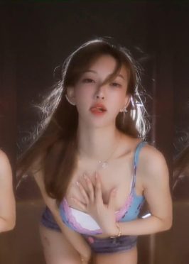 斗鱼南妹儿呀 22年7月 直播热舞合集【26V/4.87G】