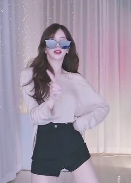 韩国主播尹素婉 22年抖音热舞录屏 小合集【83V/1.53G】