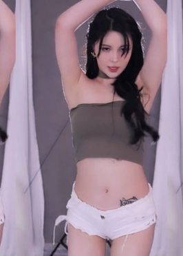 斗鱼主播苏恩Olivia 22年12月 直播热舞合集【23V/3.86G】